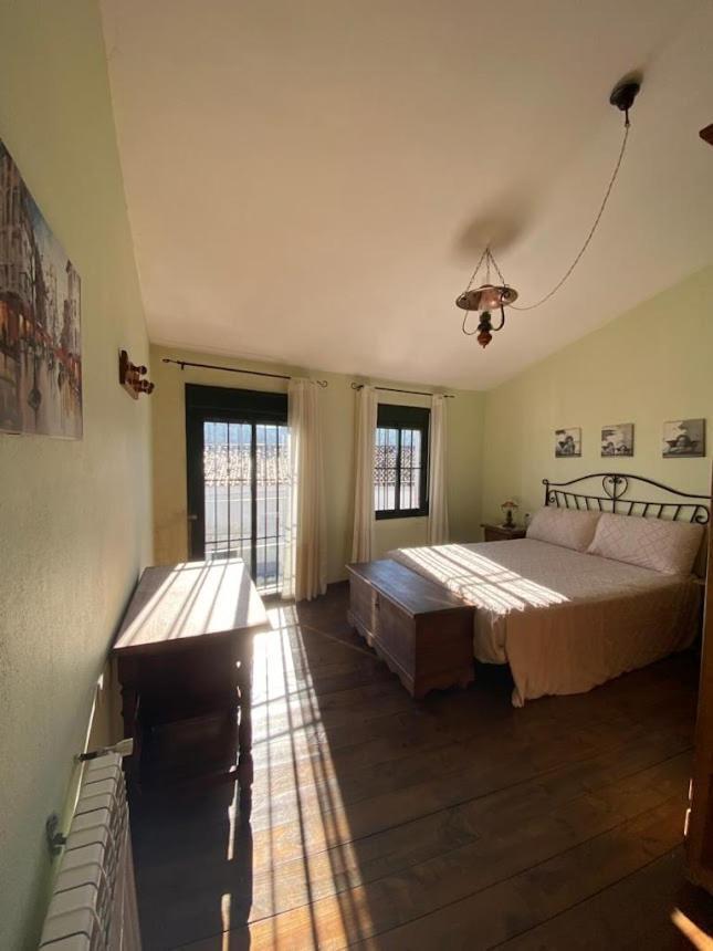 Espaciosa Y Elegante Casa Rural En Los Marines Екстер'єр фото