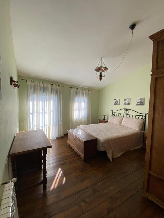 Espaciosa Y Elegante Casa Rural En Los Marines Екстер'єр фото