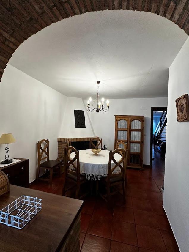 Espaciosa Y Elegante Casa Rural En Los Marines Екстер'єр фото