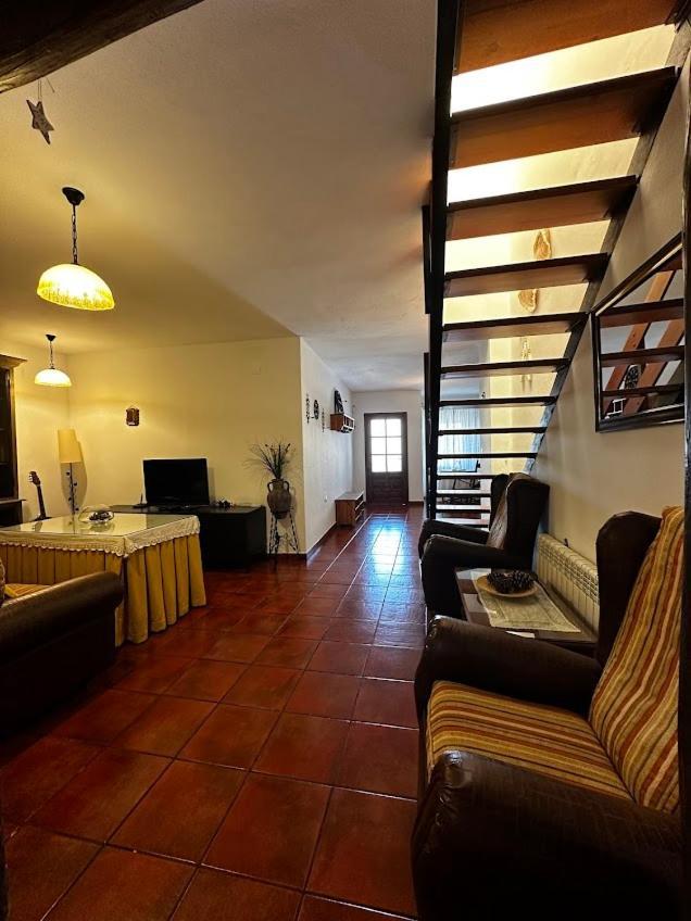 Espaciosa Y Elegante Casa Rural En Los Marines Екстер'єр фото
